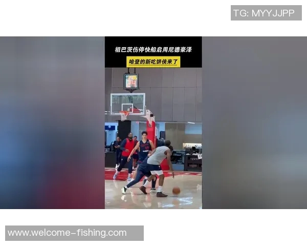 泰伦卢赞尼德豪泽拼劲十足能量满满抢板盖帽表现出色贡献六个进攻篮板