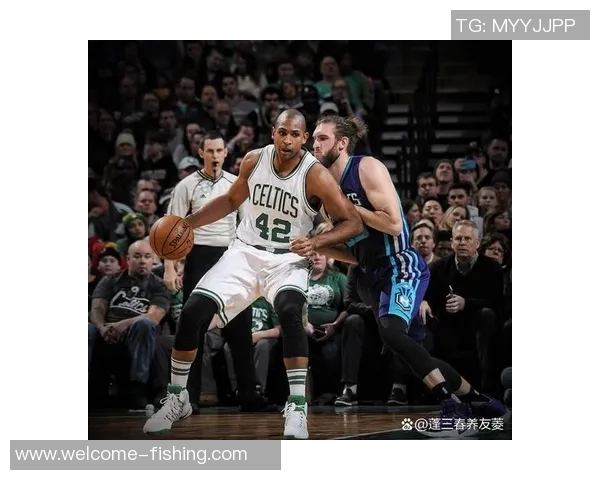 小佩顿称追梦三分激励全队梅尔顿霍福德贡献巨大助力球队 小佩顿称追梦三分激励全队梅尔顿霍福德贡献巨大助力球队